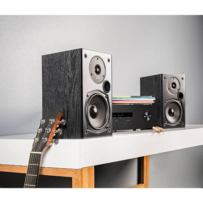 Polk T15 | Bookshelf Speakers - Black - Pair-Sonxplus Drummondville