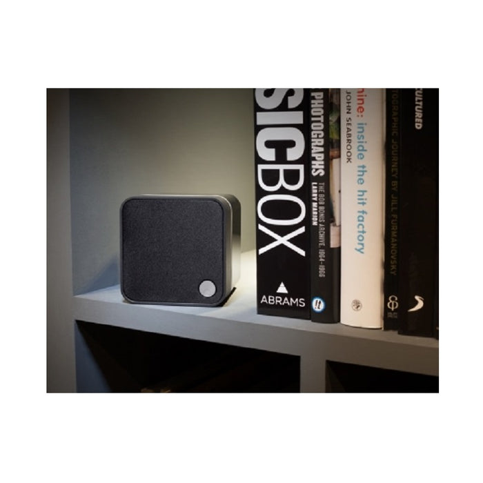 Cambridge Min12 | Bookshelf Speakers - Black - Pair-Sonxplus Drummondville